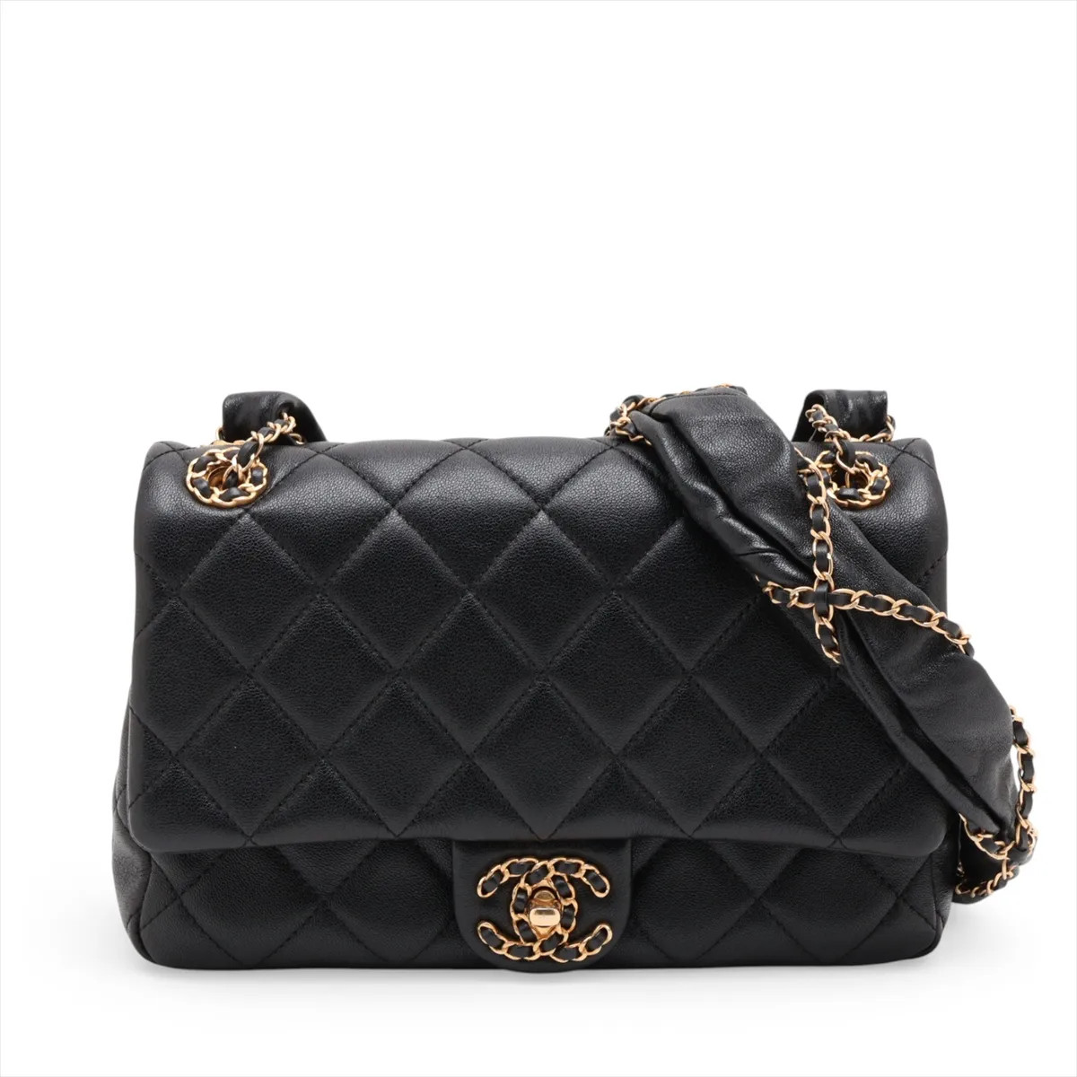 Chanel Matelasse Lambskin Shoulder bag Black Gold Metal Fittings random plate