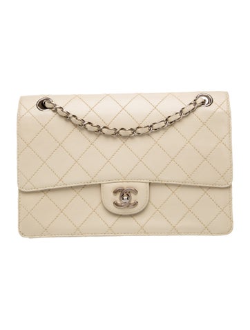 Medium Classic Flap Bag