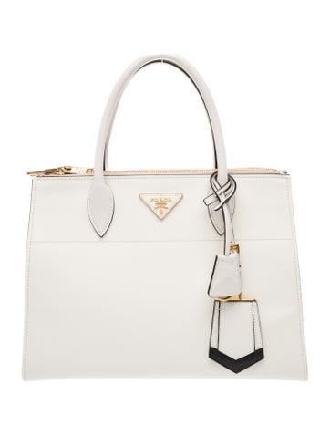 Saffiano Lux Leather Paradigme