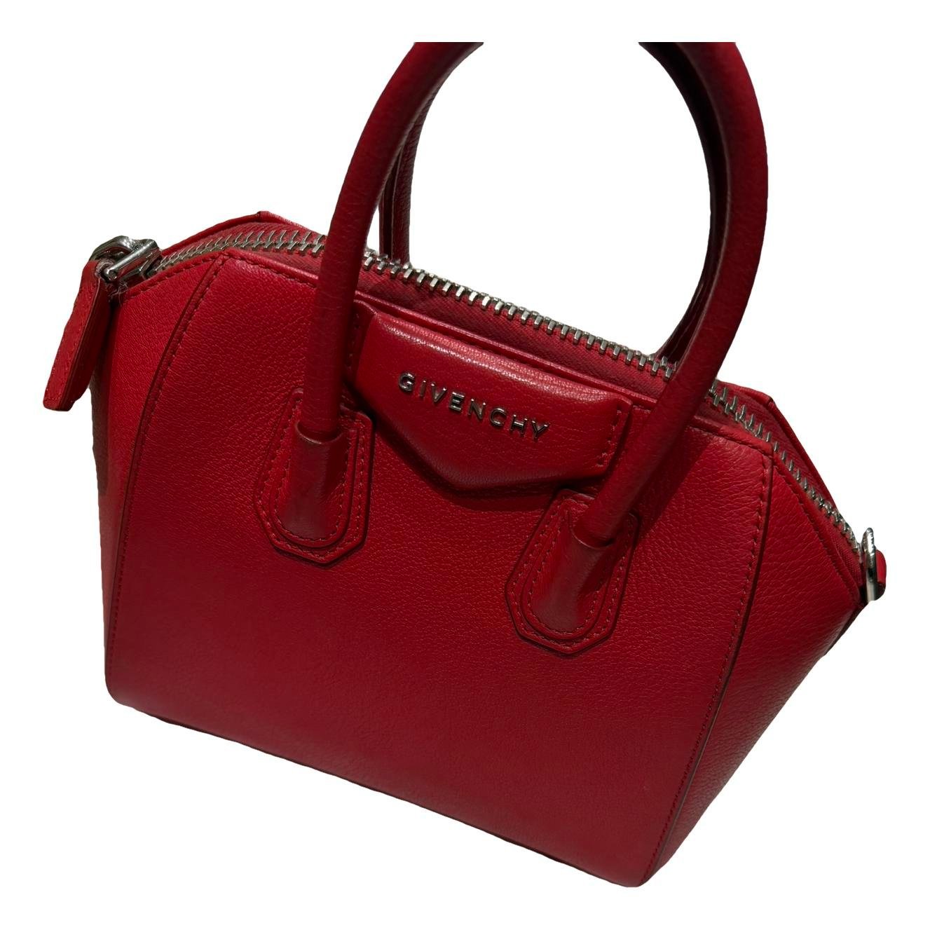 Antigona leather handbag