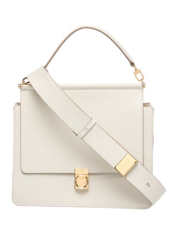 Leather Numéro Sept