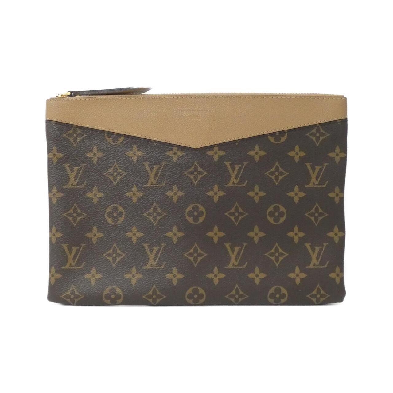 Louis Vuitton Monogram Daily Pouch M64591 Pouch