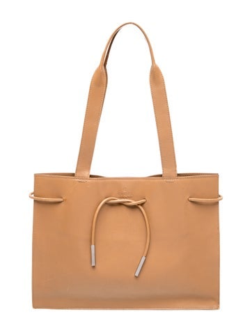 GG Canvas Shoulder Bag