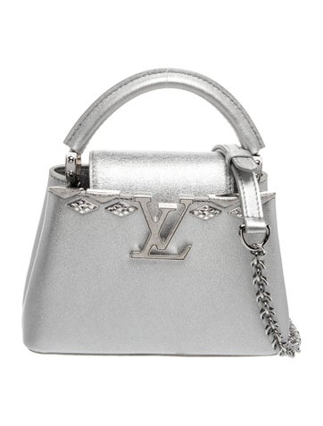 Taurillon Leather Malletage Capucines Mini
