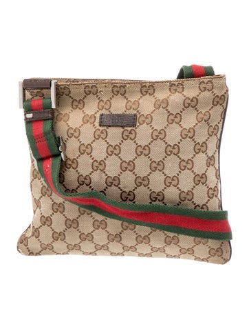 GG Canvas Shoulder Bag