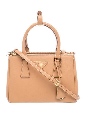 Saffiano Leather Galleria Double Zip Mini