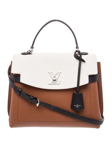 Taurillon Leather Lockme BB