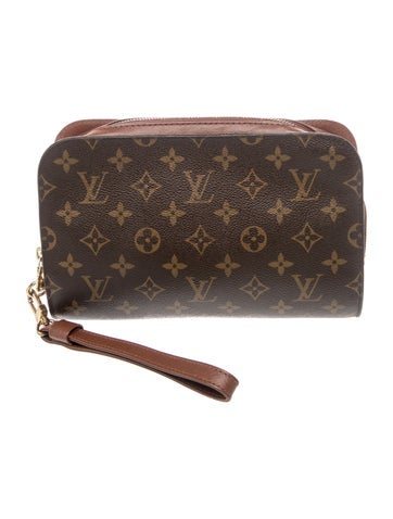 LV Monogram Pochette