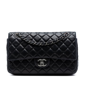 Lambskin Medium Classic Lambskin Double Flap