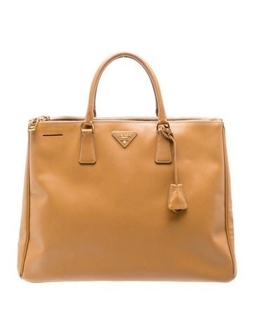 Saffiano Leather Galleria Double Zip Large