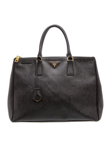 Saffiano Leather Galleria Double Zip Large