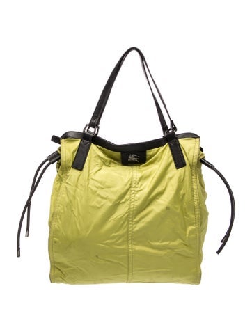 Nova Check Shoulder Bag