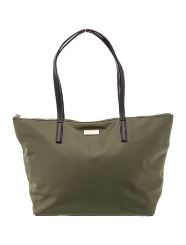 Signature Shoulder Bag