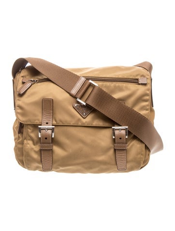 Vela Nylon Messenger