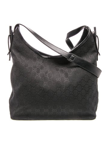 GG Canvas Shoulder Bag