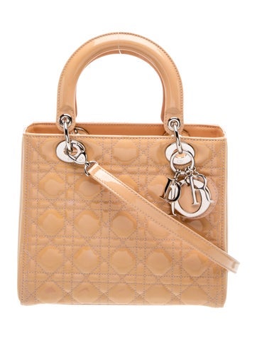 Cannage Lady Dior Medium