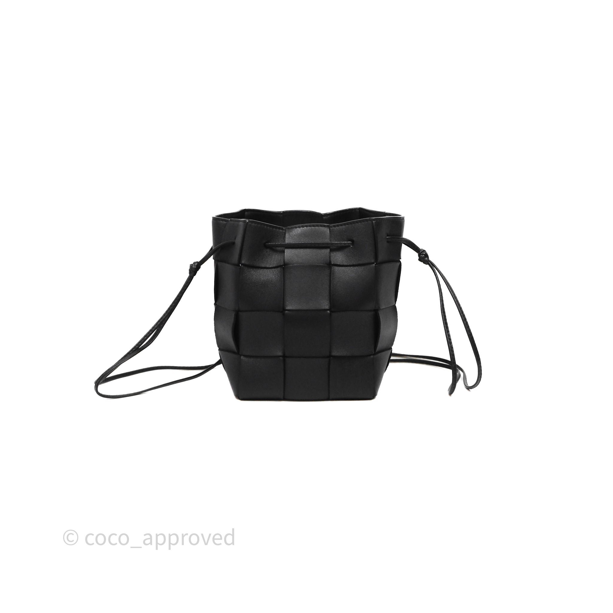 Bottega Veneta Bottega Veneta Small Cassette Bucket Bag Black Lambskin