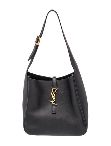Leather Le 5 à 7