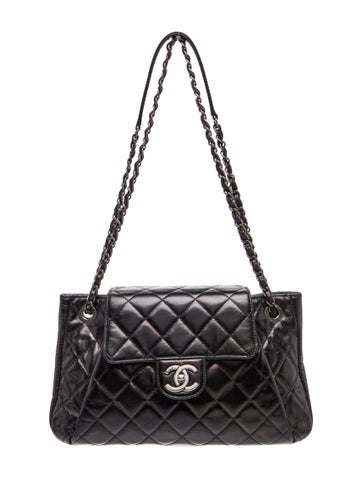 Paris-Seoul Accordion Flap Bag