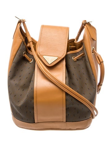 Signature Bucket Bag Vintage