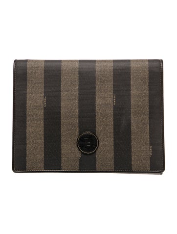 Pequin Clutch