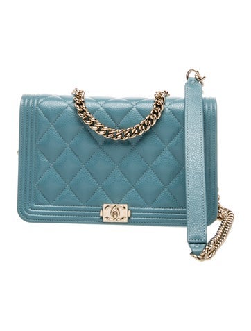 Boy Wallet On Chain
