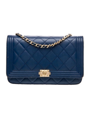Boy Wallet On Chain