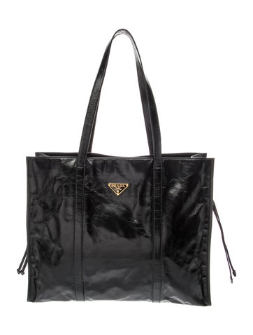 Enameled Metal Triangle Tote