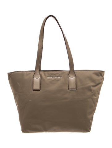 Signature Tote