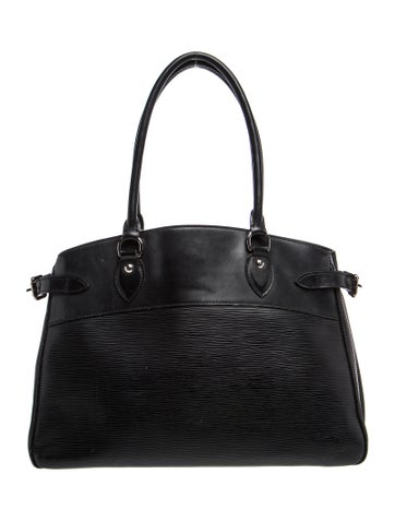 LV Monogram Passy