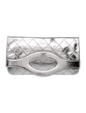 Quilted 31 Clutch
