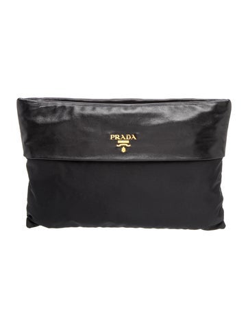 Tessuto Nylon Clutch