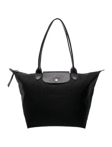 Signature Shoulder Bag