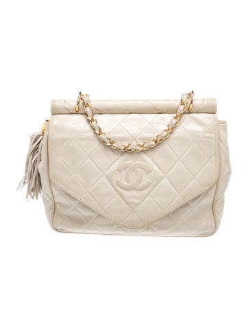 Quilted CC Tassel Flap Bag