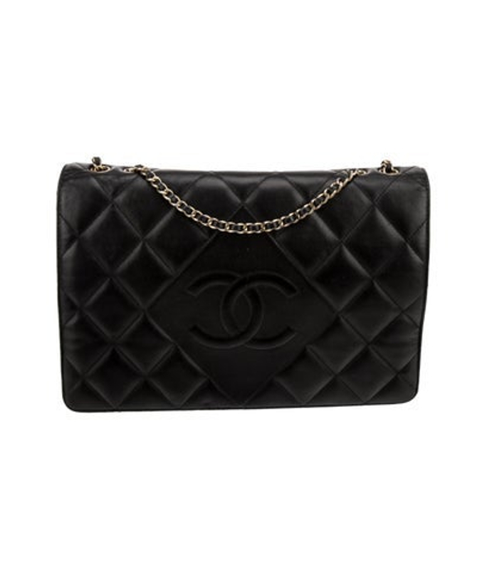 Chanel Diamond Cc Flap Bag