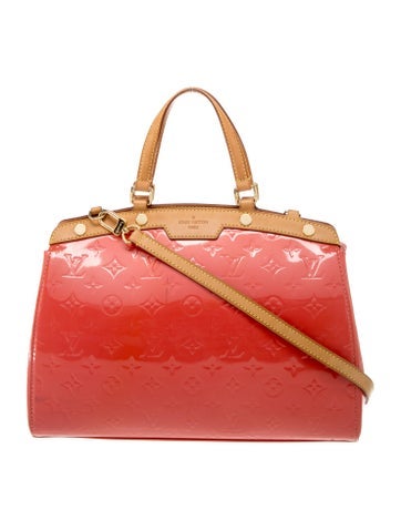 Monogram Vernis Brea MM