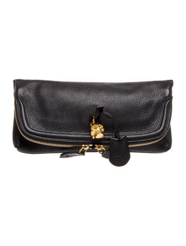 Skull Clutch