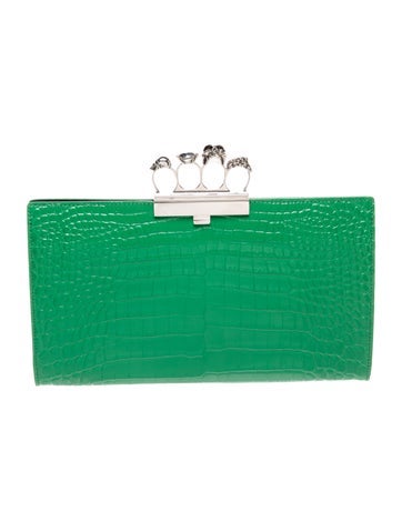 Skull Clutch