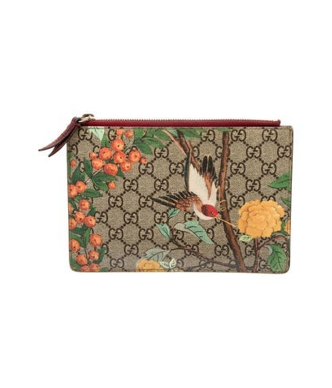 Gucci Gg Supreme Clutch
