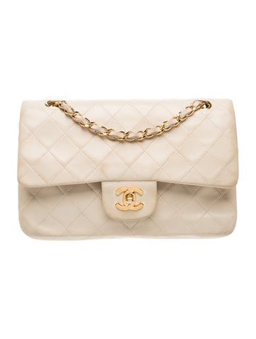 Lambskin Medium Classic Double Flap