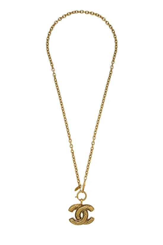 Gold Quilted 'CC' Necklace Medium