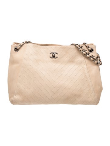 Paris-Cuba Chevron Supple Rock Tote