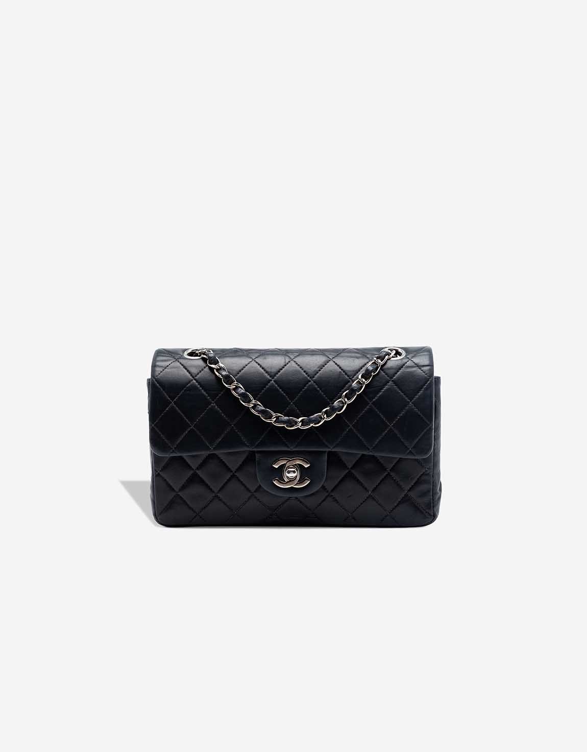 
		Timeless Small Lamb Black    