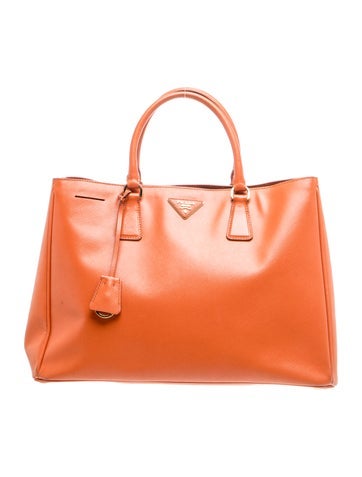 Saffiano Lux Leather Galleria Tote