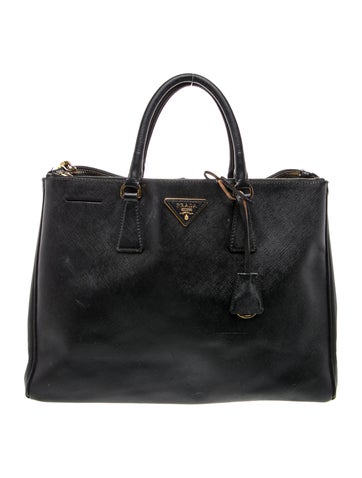 Saffiano Leather Galleria Double Zip Large