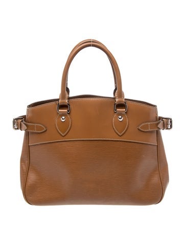 Epi Leather Passy PM Vintage