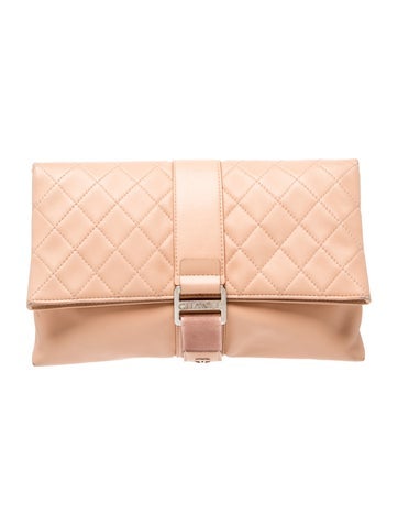 Quilted Grip Clutch
