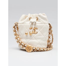 Chanel White Quilted Leather Mini Twist Your Buttons Drawstring Bucket Bag