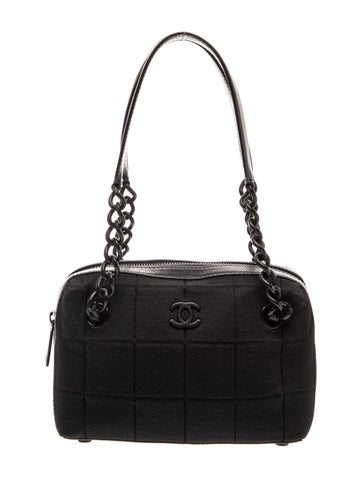 Jersey Square Quilt Shoulder Bag
