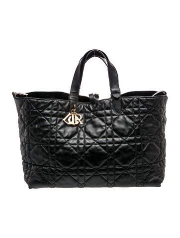 Cannage Lady Dior 2023